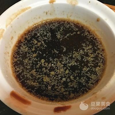 酸菜大肠的做法，酸菜大肠的做法步骤（酸菜炒肥肠的做法）