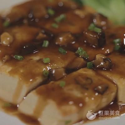 炖猪心汤的做法，炖猪心汤的做法和功效（猪心汤——汤店的做法）