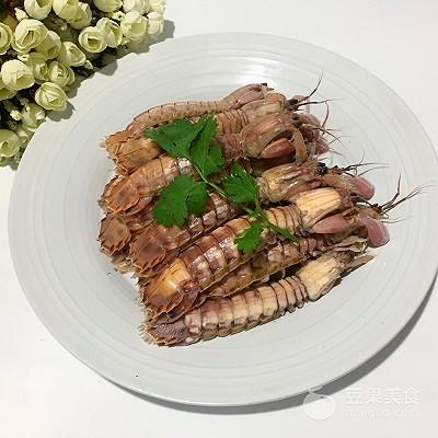 皮皮虾怎么吃做，皮皮虾怎做好吃（清蒸皮皮虾的做法）