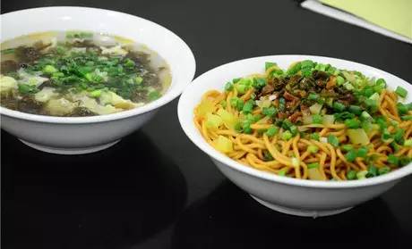 哪里学酸辣粉正宗，哪里能学到正宗的酸辣粉（竟然天天给驻马店人撒狗粮）