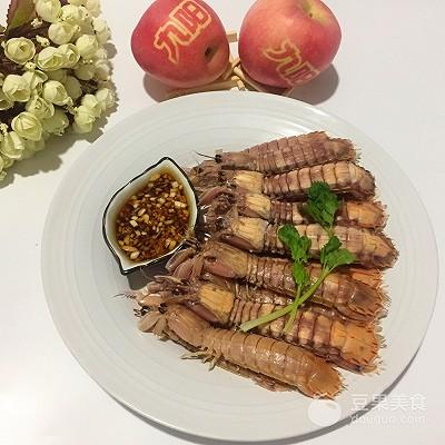 皮皮虾怎么吃做，皮皮虾怎做好吃（清蒸皮皮虾的做法）