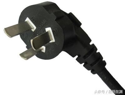 五孔插座怎么接线，双开五孔插座怎么接线（老电工总结出来的装修实用教程）