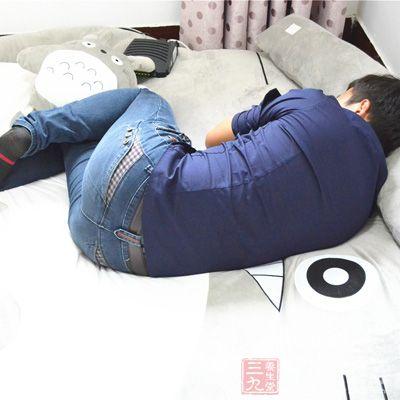 梦见巨蟒预示着什么，梦见巨蟒预示着什么预兆（惊 这个时间做的梦竟更灵验）