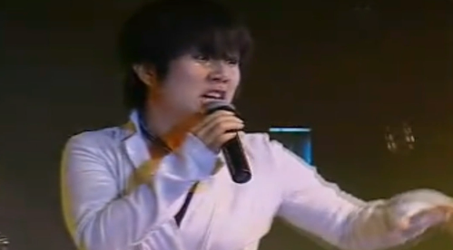 康熙王朝主题曲，康熙王朝主题曲片尾曲（北漂姑娘霸气演唱康熙王朝主题曲）