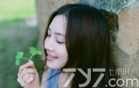 欧舒丹蜡菊系列适合什么年龄，欧舒丹蜡菊赋颜御龄系列（又一款保湿滋润的人气眼霜）