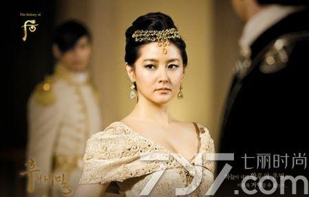 雪花秀和后哪个好，雪花秀和后哪个更好用（根据肤质进行选择才是最好护肤品）