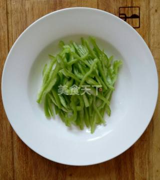 陕北洋芋擦擦怎么做，陕北蒸洋芋擦擦标准流程（洋芋<土豆>擦擦）