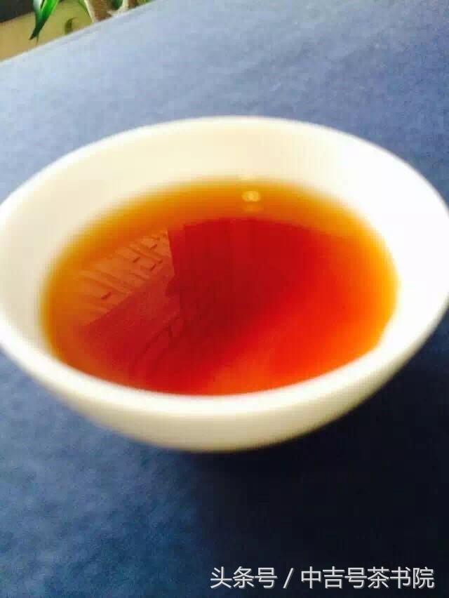 云南普洱老茶头是什么，什么是普洱茶老茶头