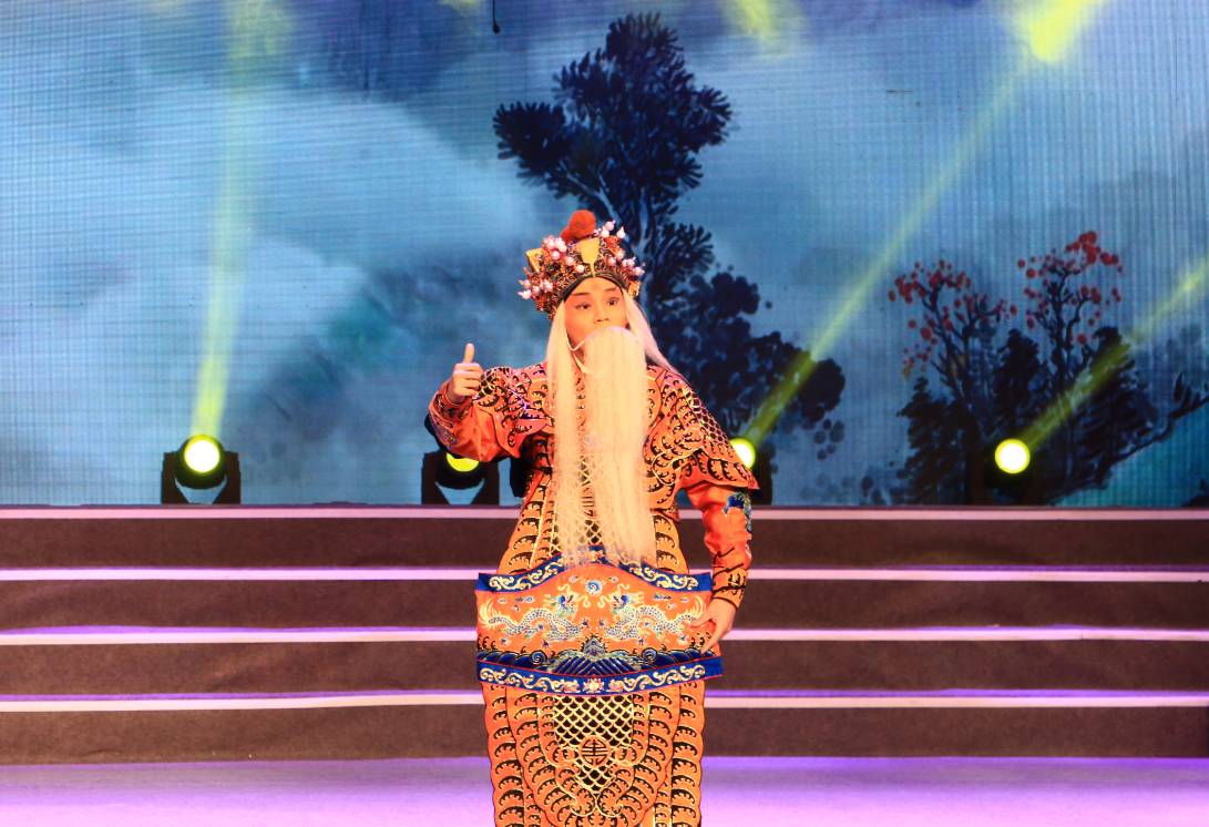 湖北省鄂州中等专业学校（湖北校园戏曲展演第二波）