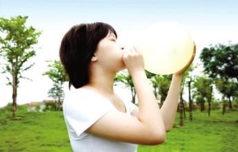 肺活量低怎么锻炼，练肺活量最有效方法（教你提升肺活量的方法怎样锻炼肺活量）