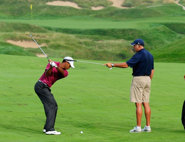 球速最快的球类运动，球速最快的球类运动是什么（最快可达近500KM/H）