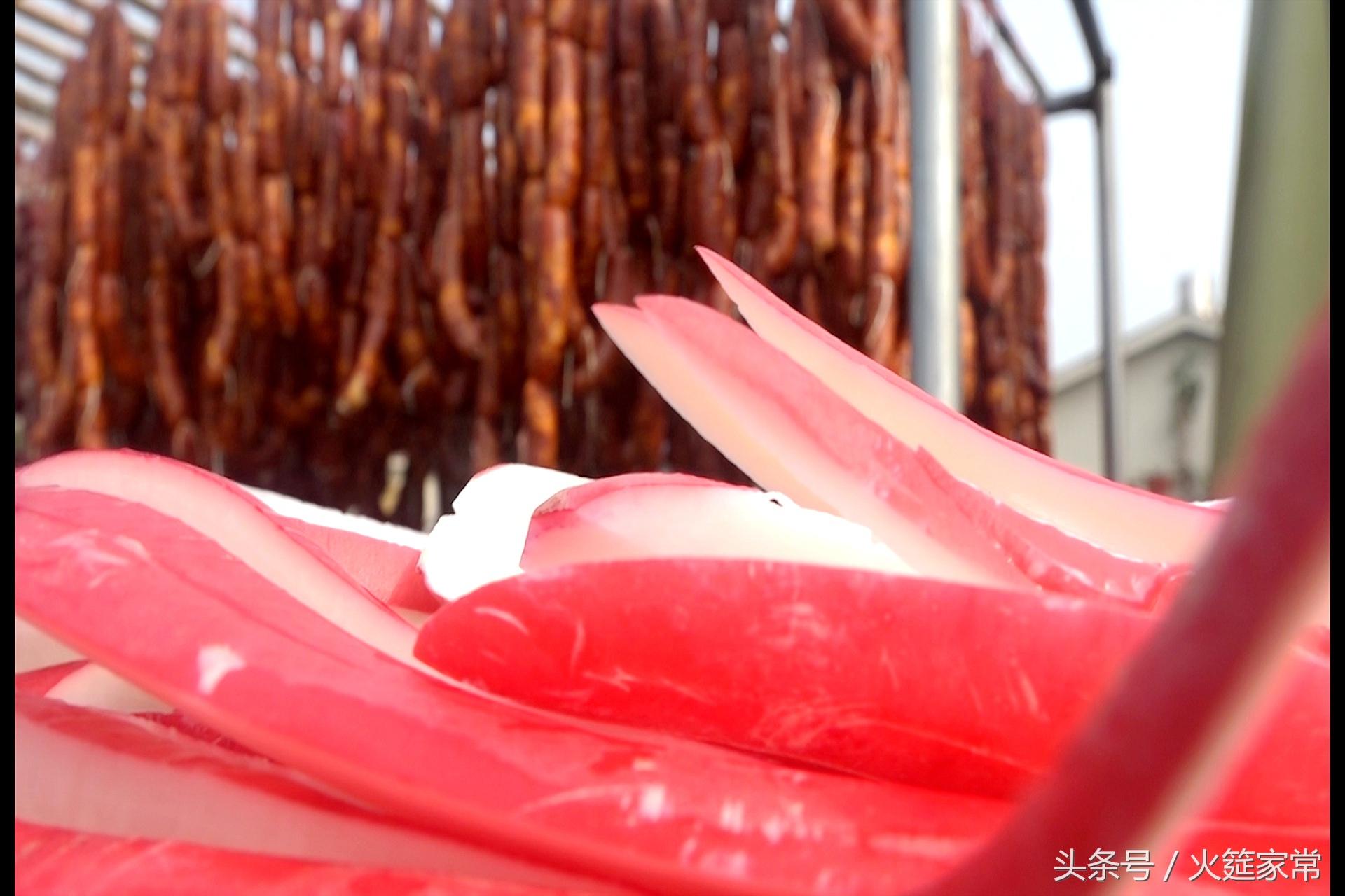 香辣萝卜丝做法步骤，几毛钱一斤的小菜腌制成麻辣萝卜干就是大生意