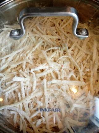 陕北洋芋擦擦怎么做，陕北蒸洋芋擦擦标准流程（洋芋<土豆>擦擦）