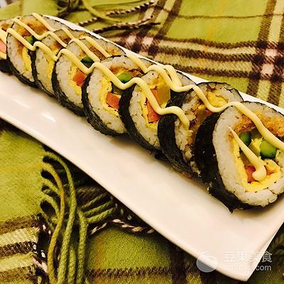 简单家常寿司的做法，寿司家常做法大全（家常寿司的做法）