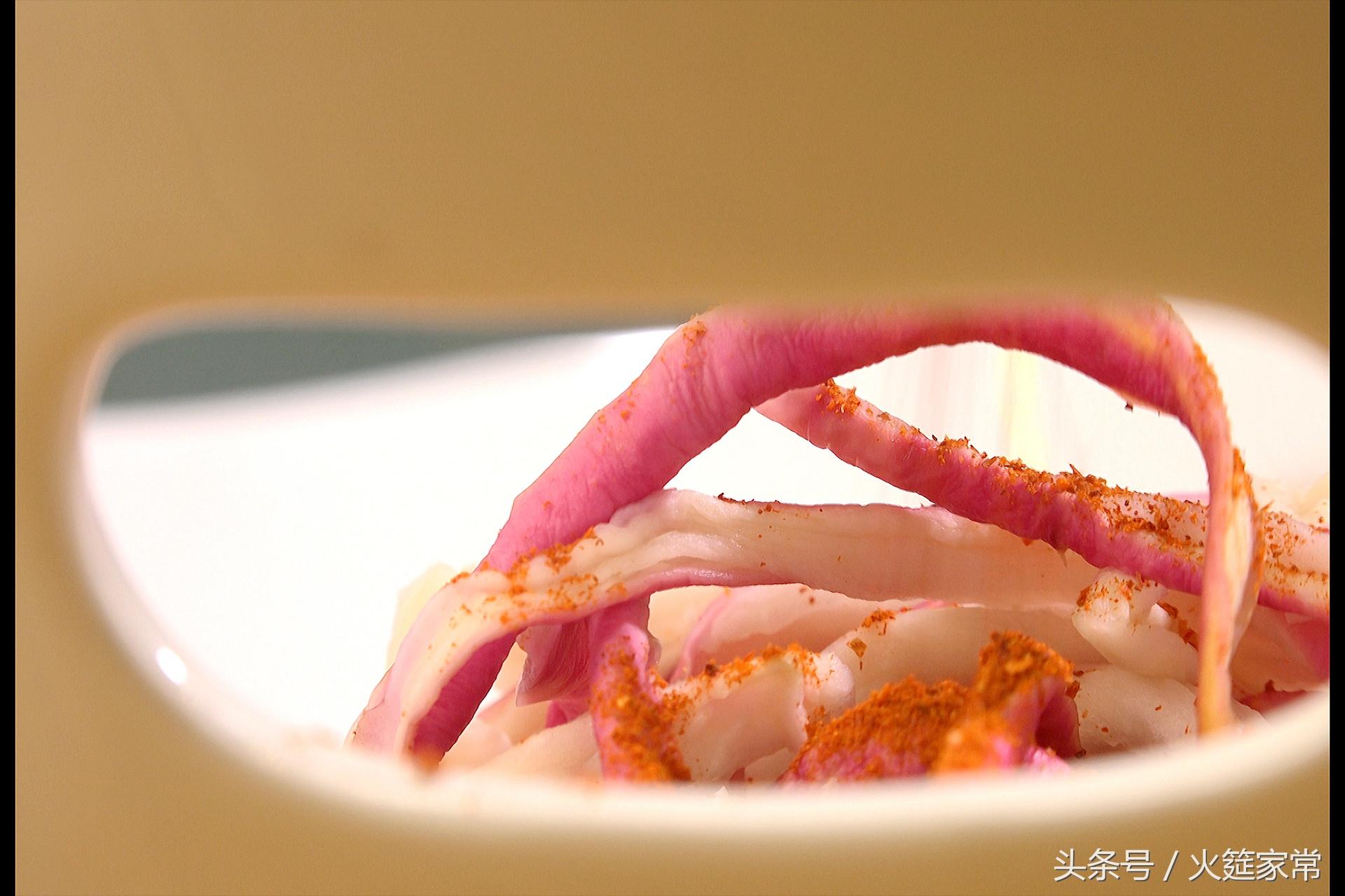 香辣萝卜丝做法步骤，几毛钱一斤的小菜腌制成麻辣萝卜干就是大生意