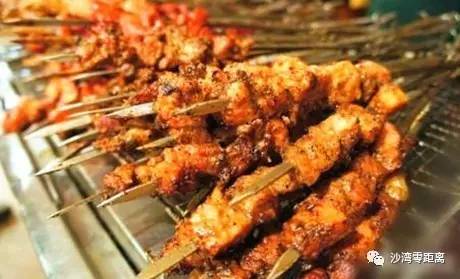 沙湾县属于哪个市，奎屯市和乌苏市哪个大（沙湾县：美食胜地）