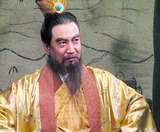 三国演义中怎样形容诸葛亮的长相,三国描写诸葛亮外貌(历史上真实的