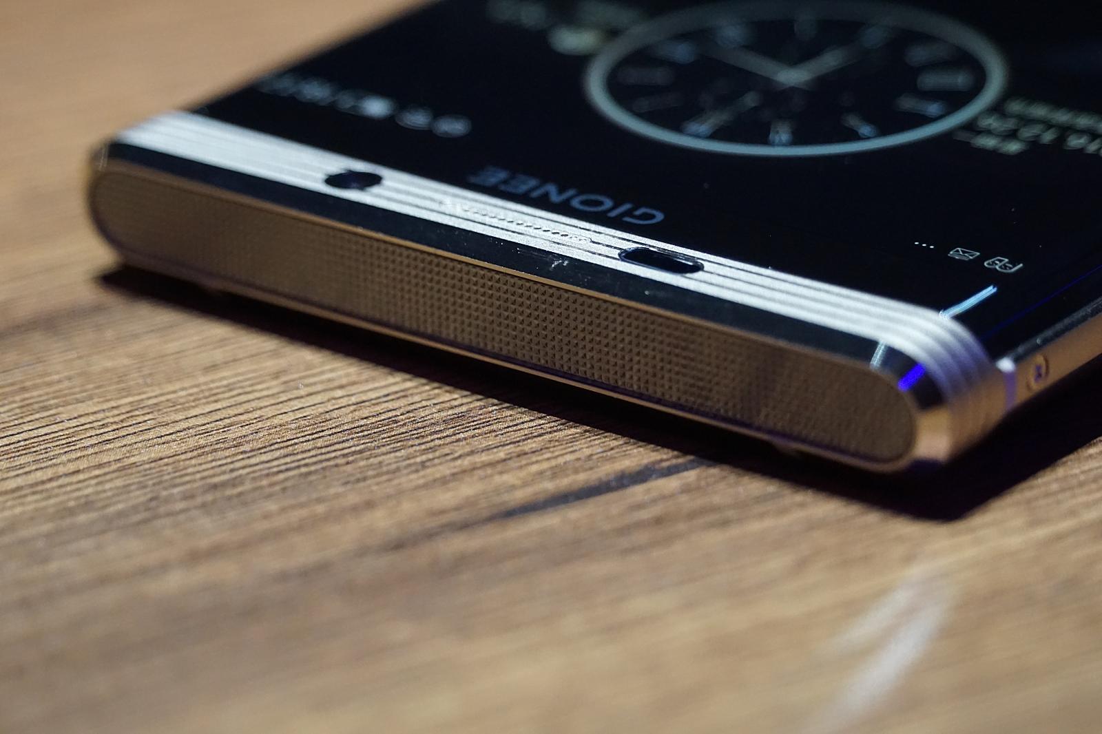 金立m2017最贵多少钱(金立m2017上手) - 价格百科