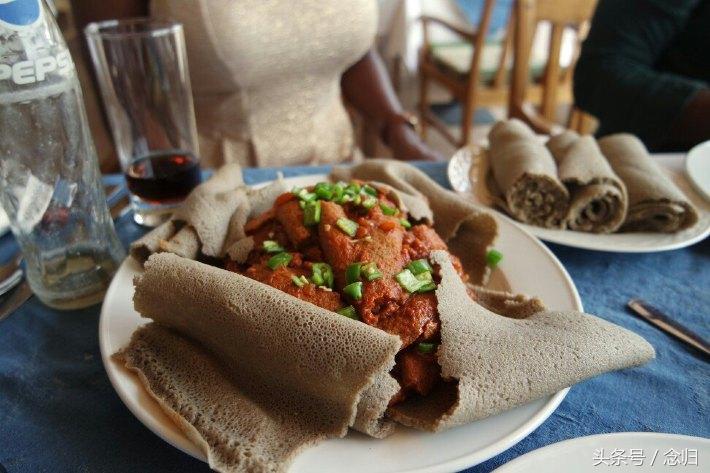 埃塞俄比亚民族习俗，埃塞俄比亚的风土人情（谁能接受这个奇怪风俗我服）