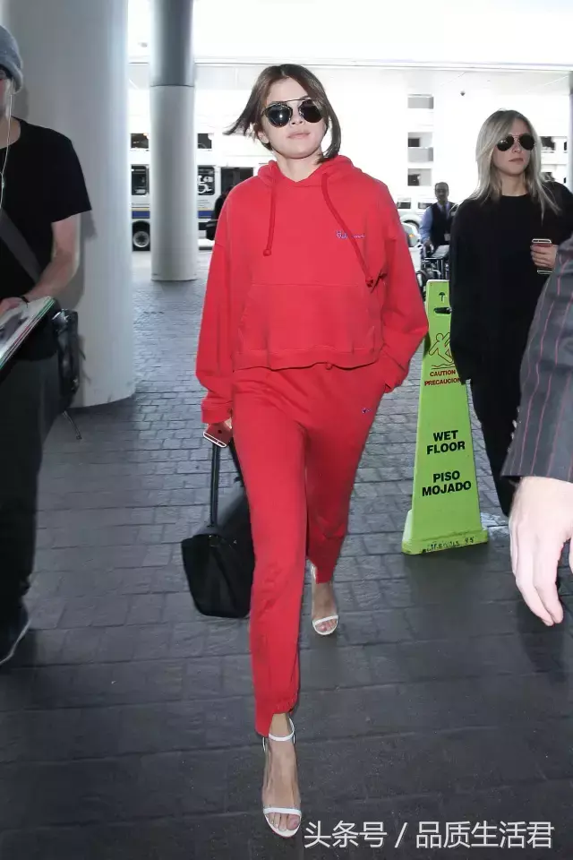 champion美版和日版有什么区别，如何区别Champion日版还是美版（为什么一件90年代风格的Champion）