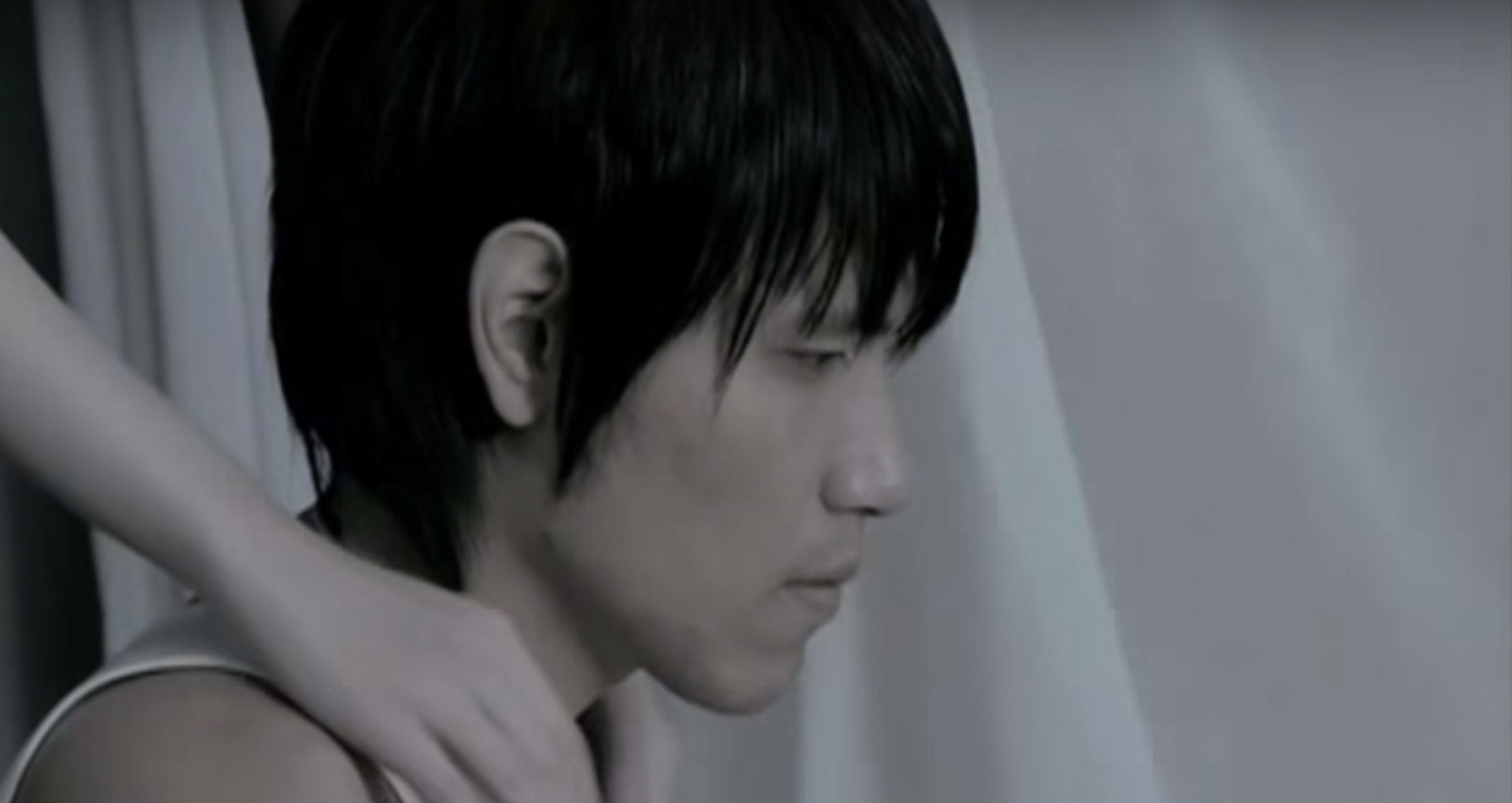 杨宗纬 - 幸福的风歌词是什么，杨宗纬结婚了没有（杨宗纬《幸福的风》——今夜暖风吹过）