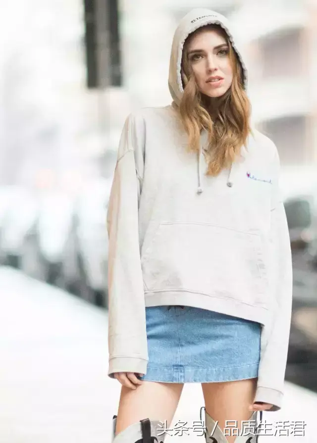 champion美版和日版有什么区别，如何区别Champion日版还是美版（为什么一件90年代风格的Champion）