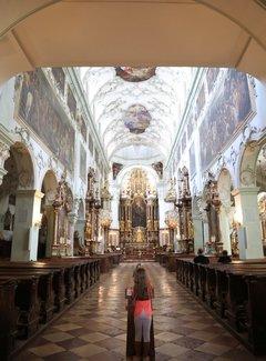 ovo是什么意思，备注ovo是什么意思（自驾中欧巴尔干12国）