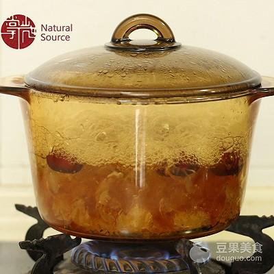 桃胶放了牛奶可以第二天吃吗，桃胶放了牛奶可以第二天吃吗宝宝（皂角米桃胶红枣炖奶）