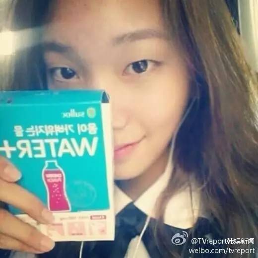 单眼皮女生的句子，单眼皮的赞美的句子（周冬雨蜜汁撞脸鬼怪新娘）