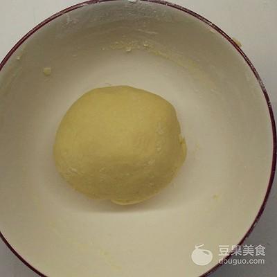 小鸡头饰的做法，小鸡头饰怎么制作（新年食谱——憨态可掬的小鸡烧果子）