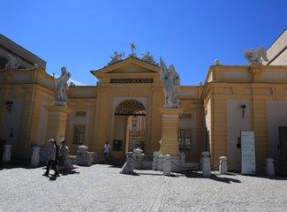 ovo是什么意思，备注ovo是什么意思（自驾中欧巴尔干12国）