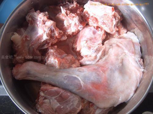 红焖羊蝎子，红焖羊蝎子正宗的做法（简单几步搞定家常红焖羊蝎子）