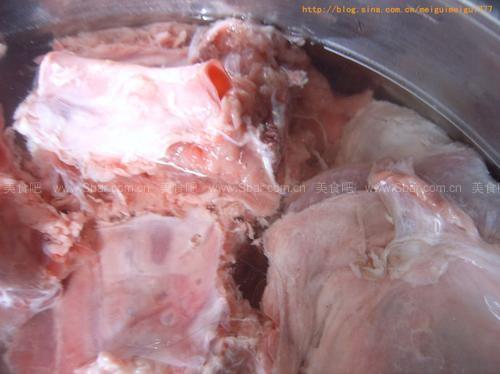 红焖羊蝎子，红焖羊蝎子正宗的做法（简单几步搞定家常红焖羊蝎子）