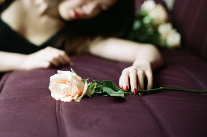 为什么时柱桃花命不长，时柱桃花越老越美（原来都是桃花运惹的祸）