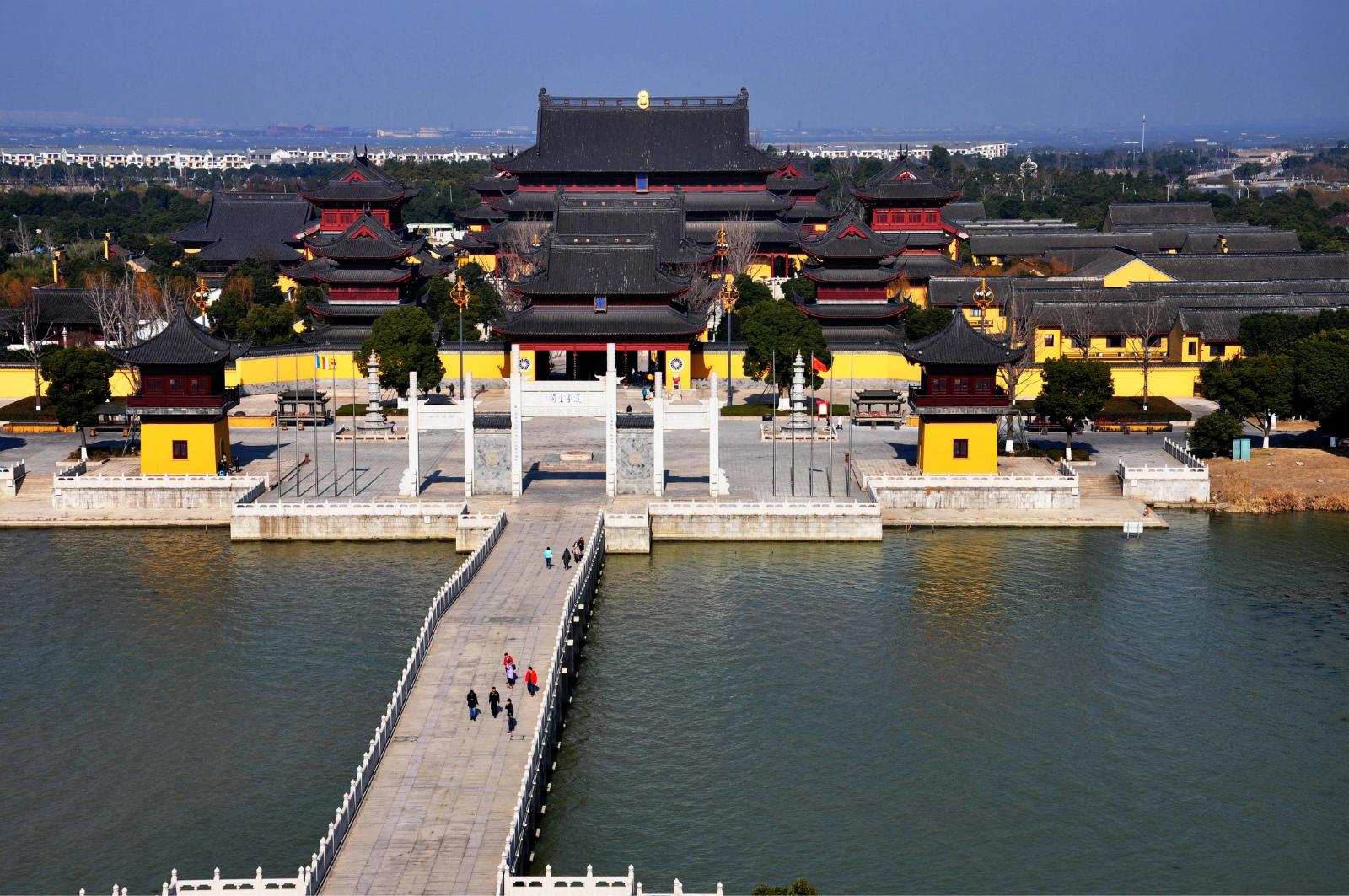 苏州哪个寺庙可以超度法事,苏州有寺庙吗(看阳澄湖畔的重元寺)