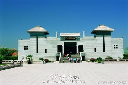 西安兵马俑旅游攻略，带你回到大秦帝国时期（西安旅行之秦始皇兵马俑微攻略）