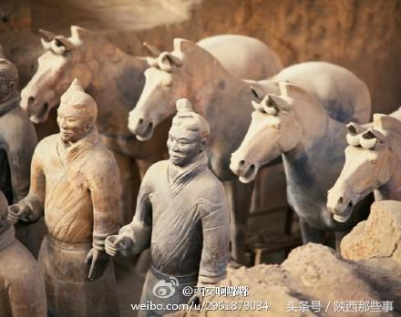 西安兵马俑旅游攻略，带你回到大秦帝国时期（西安旅行之秦始皇兵马俑微攻略）