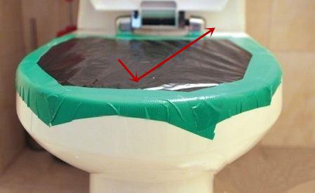 马桶堵塞怎么疏通，马桶疏通上门服务电话（老公用透明胶缠了几层竟立马疏通）