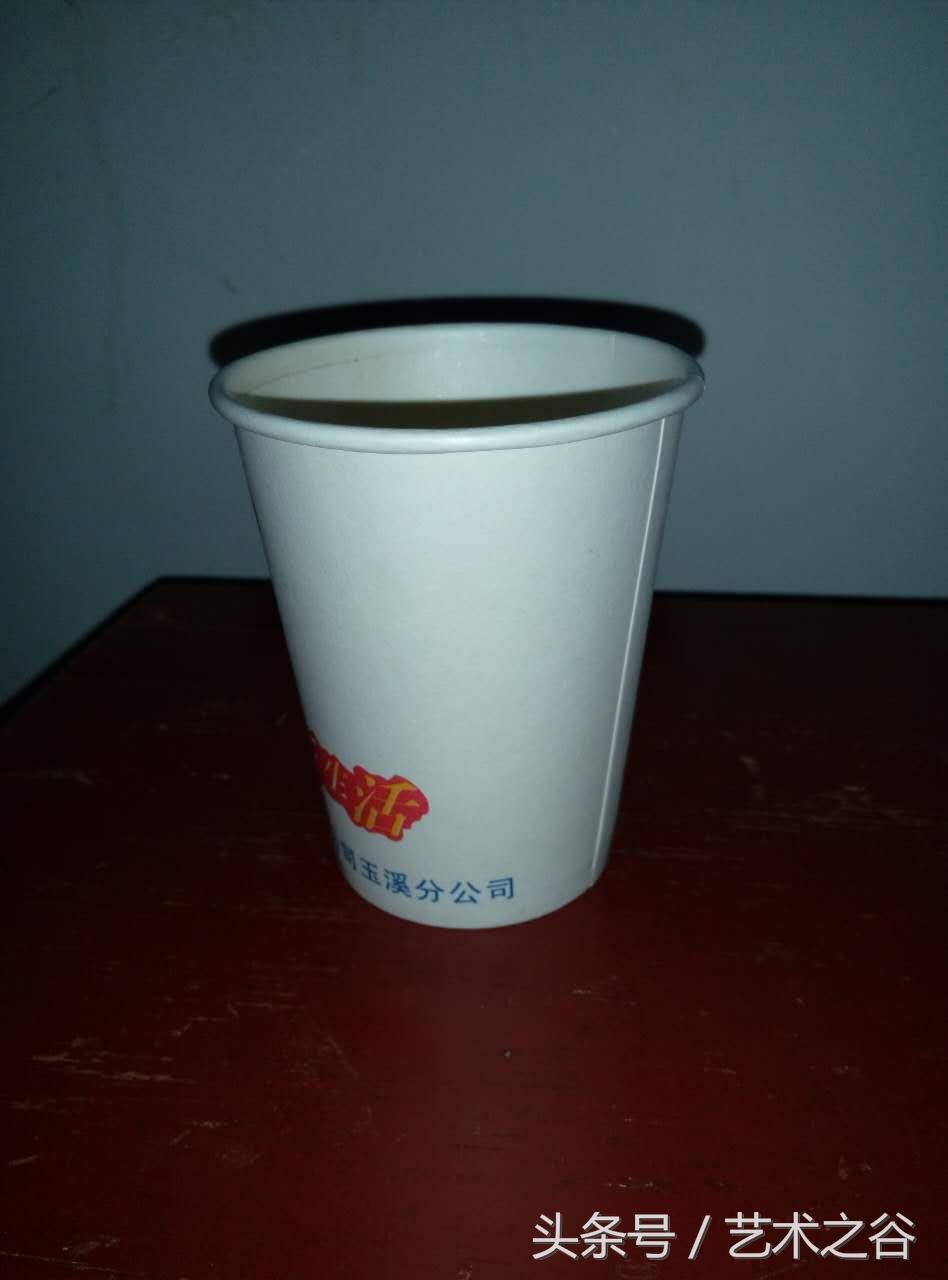纸杯制作小动物，纸杯制作小动物小白兔（巧妙利用废旧纸杯简单手工制作形象可爱天鹅）