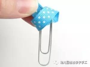 蛋糕盒丝带怎么系，方形蛋糕盒丝带怎么系（蛋糕盒丝带怎么系步骤）