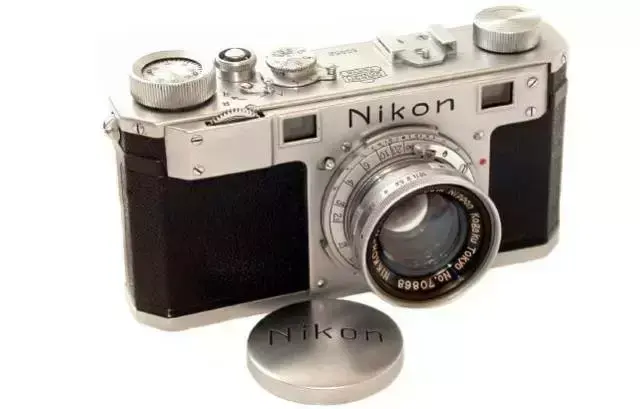 nikon是什么牌子，尼康是哪国的品牌（其在镜片上的百年造诣值得尊敬）