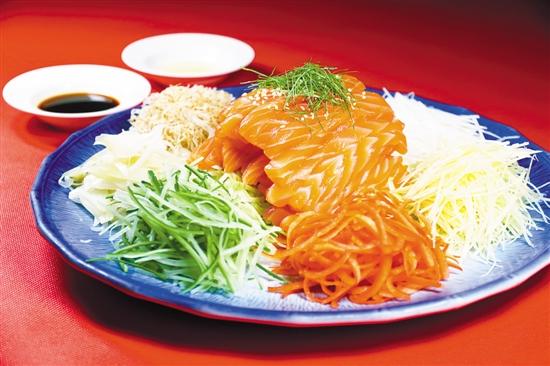 客家盆菜全家福，吃传统盆菜年味好意头