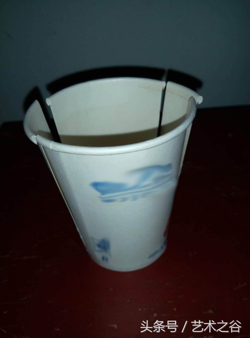 纸杯制作小动物，纸杯制作小动物小白兔（巧妙利用废旧纸杯简单手工制作形象可爱天鹅）