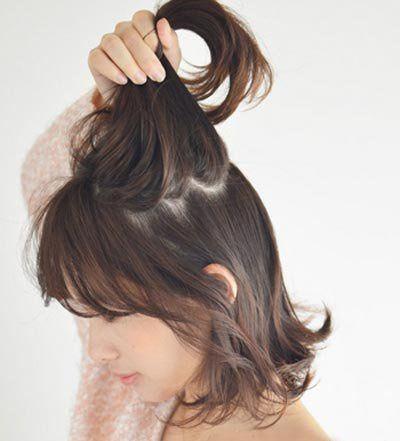 短发怎么扎丸子头，短发怎么扎丸子头简单好看（最新流行的丸子头半扎发教程）