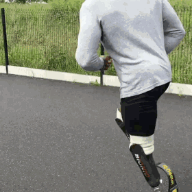 纹 身 男，微信头像，纹 身 男（却没看到他引以为傲的下半身）