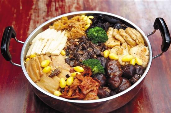 客家盆菜全家福，吃传统盆菜年味好意头