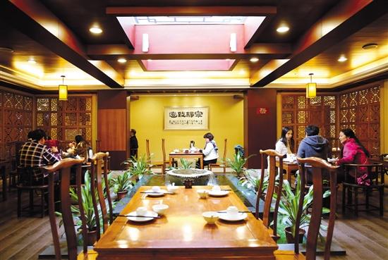 客家盆菜全家福，吃传统盆菜年味好意头