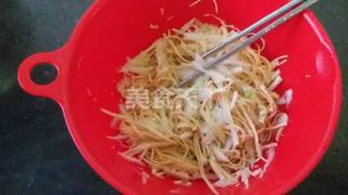 干豆腐炒白菜片的做法，干豆腐炒白菜片的做法视频（干豆腐白菜丝）