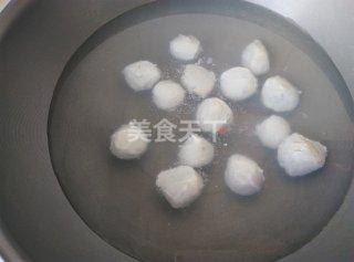 巴鱼丸子如何做，怎样做巴沙鱼丸子（威海特色鲅鱼丸子）