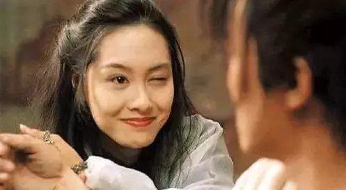 金玫瑰，新京报快评丨中年人的情人节更像乡村爱情故事（金玫瑰洞2）